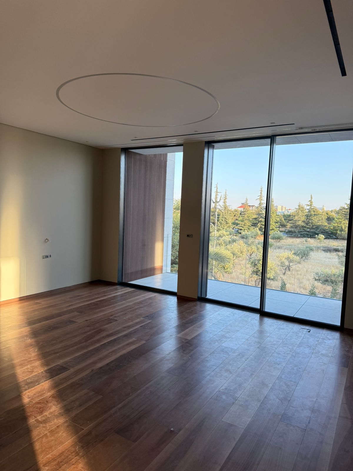 2025 06 01 at 18.09.55 (3)